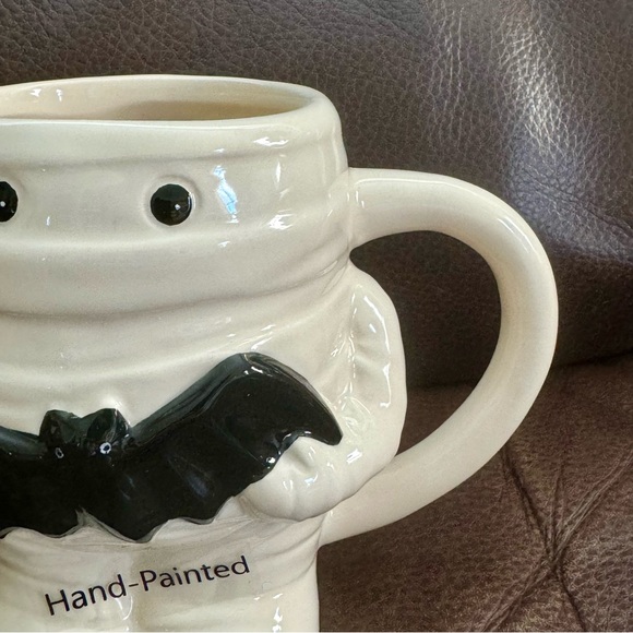 Mummy Holding Bat Hand Painted Ceramic Halloween Mug - Picture 3 of 11